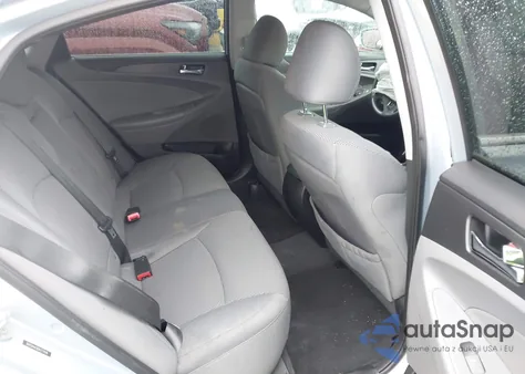 2013 Hyundai Sonata Gls z USA, uszkodzony, nr VIN 5NPEB4AC6DH777078